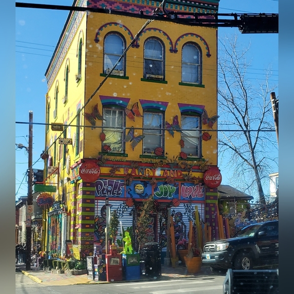 Meet your Posher, Lisa - Picture 8 of 9